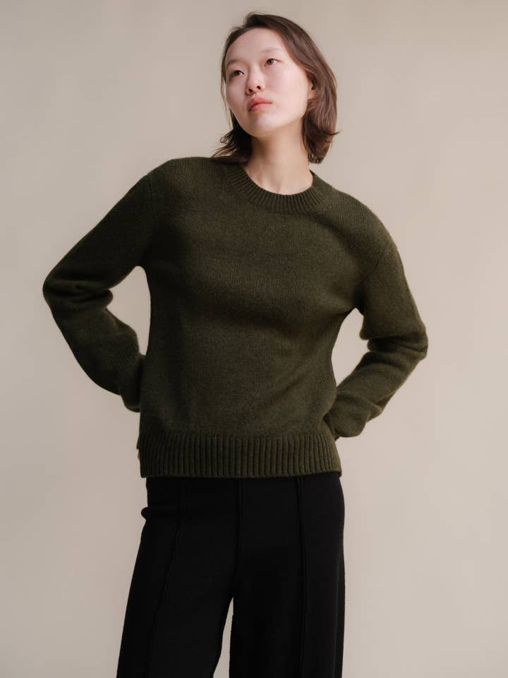 Lèmme - Wholesale Knit Sweater - Women's - Pure Cashmere Crewneck Sweater7