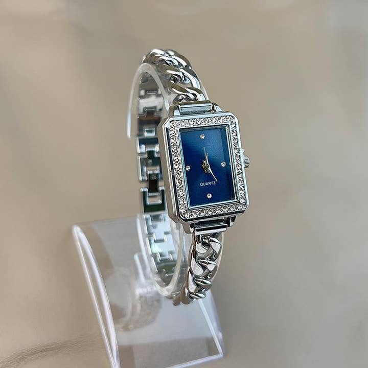 WoodWristCo – wholesale Wrist watch – Women's – Women's Niche Fashion Bracelet Watch2