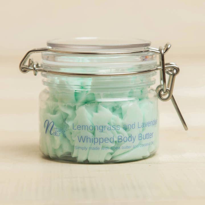 Manteiga Corporal Chicotada de Erva-Limão e Alfazema por atacado de Netta’s Naturals