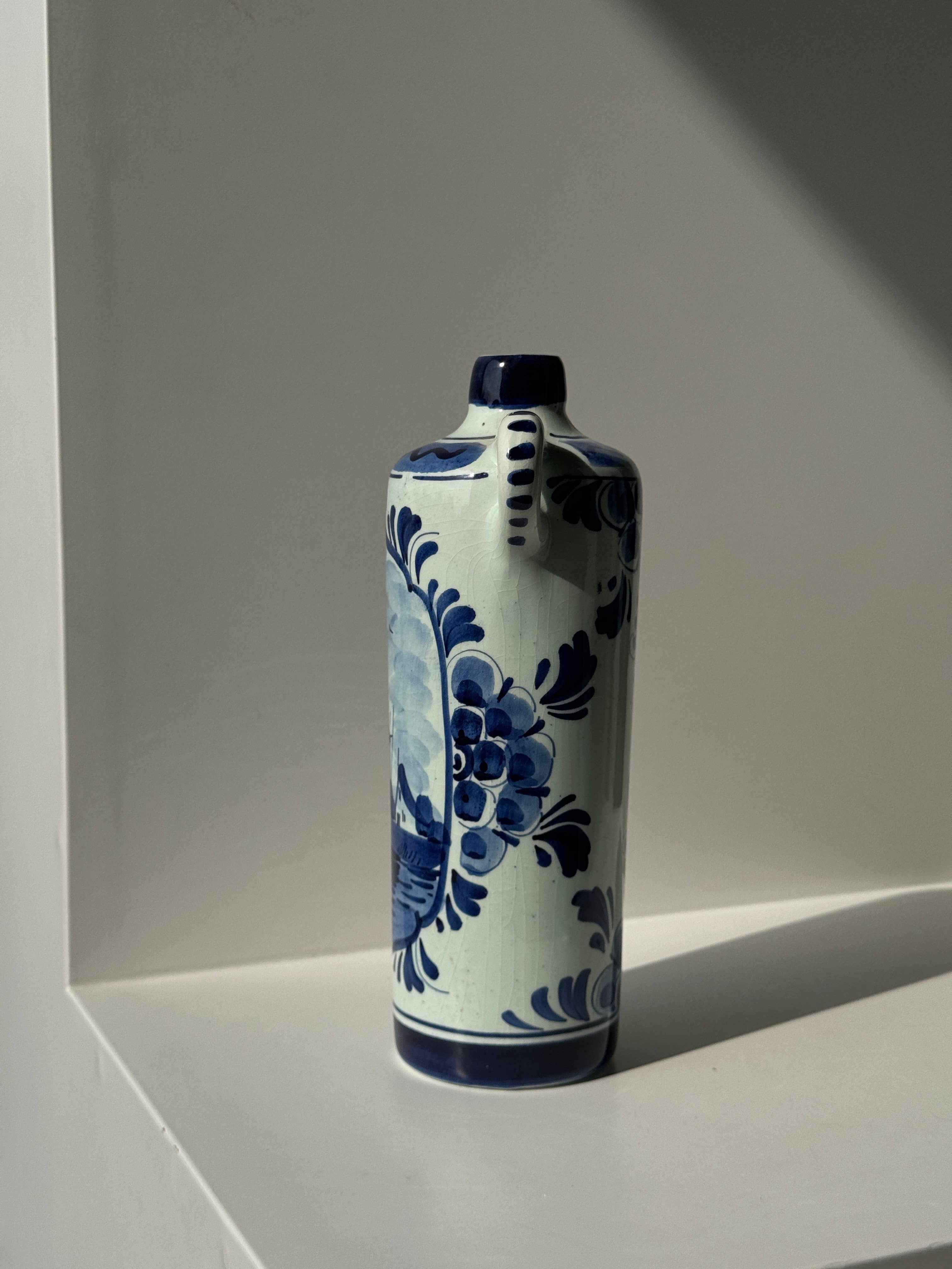 Office Objets - Wholesale Vase - Blue and white Dutch jug H243