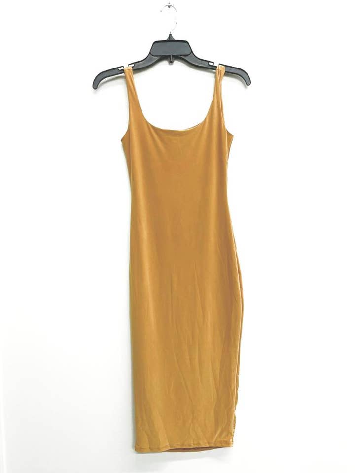 Uptown Apparel - Wholesale Dress - Women's - D11036 Tank Double Layer Midi Dress9