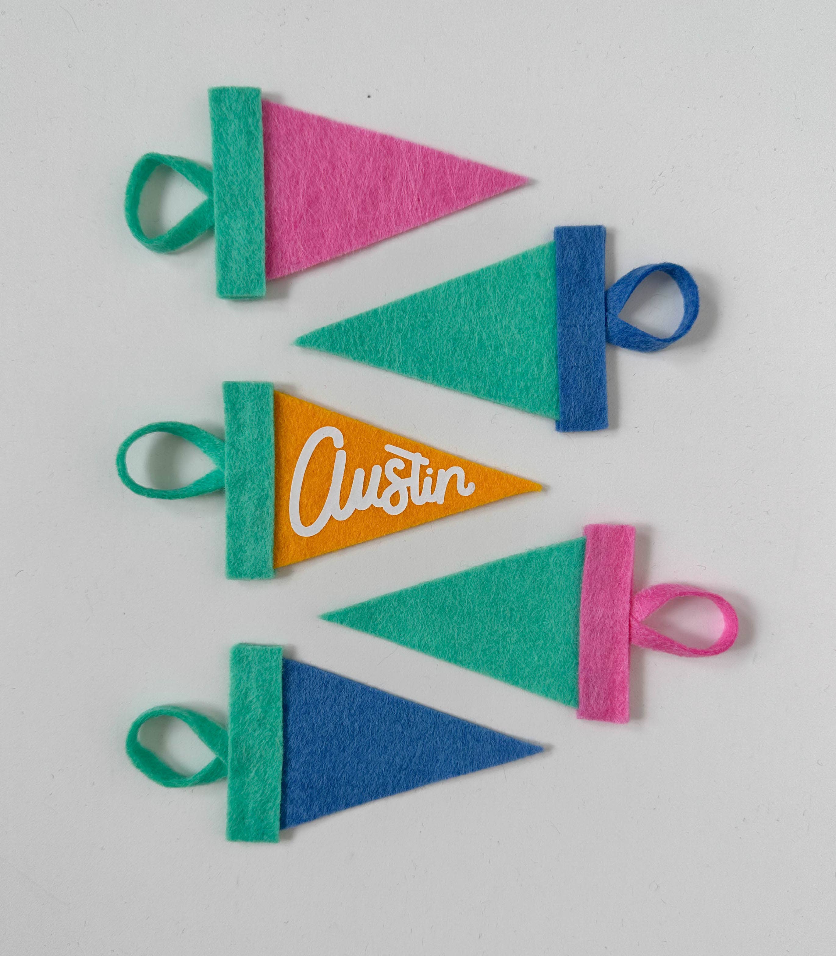 traveldashery – wholesale Banner – custom mini pennant : retro colors6