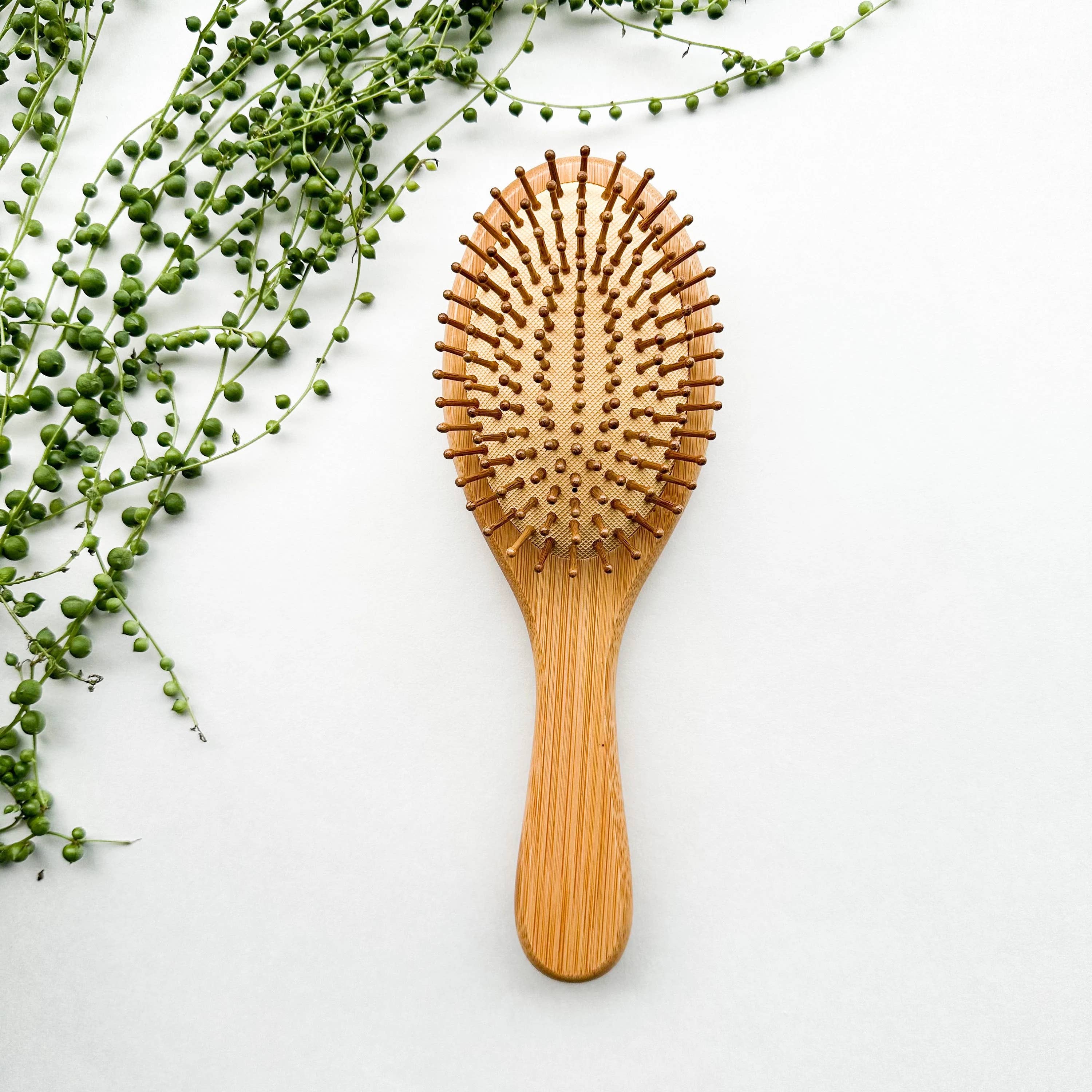 Smile Boutiques - Wholesale Hair Brush/Comb - Detangling Bamboo Hair Brush - Plastic Free Biodegradable