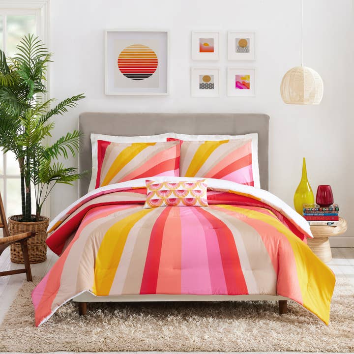 Peking Handicraft - Wholesale Bedding Set - Sunburst Duvet Set - 3 Pieces by Trina Turk6