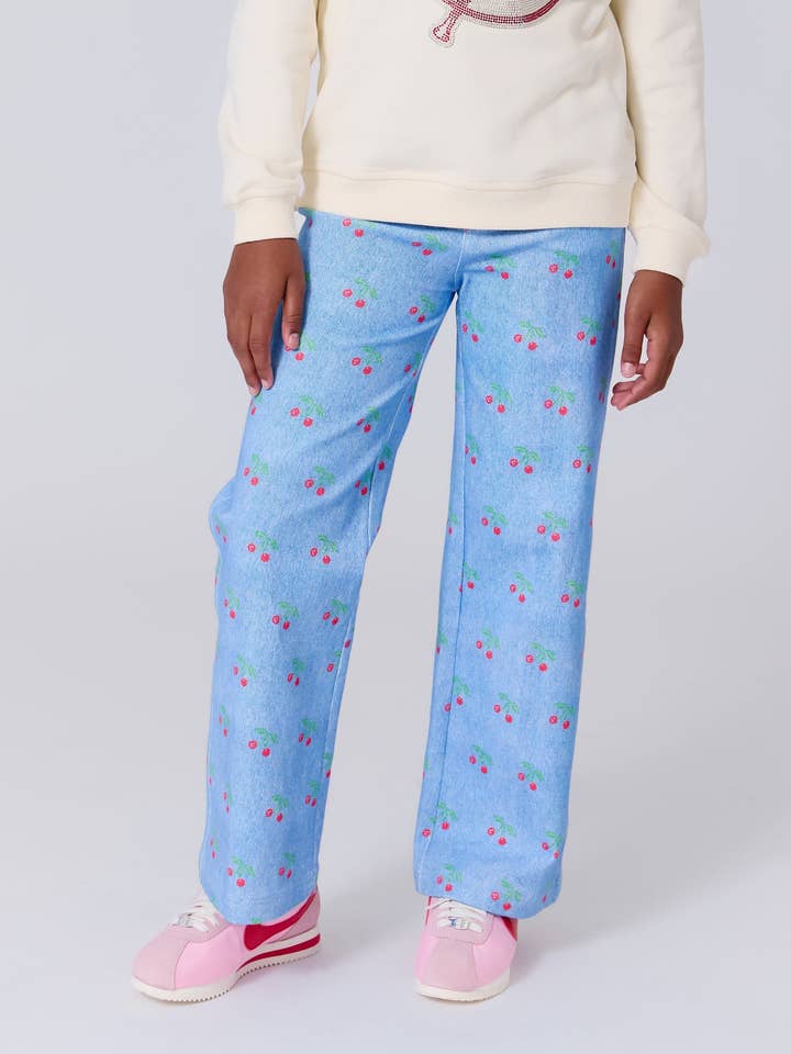 Pigetwillbukser i kirsebær på denim for engroshandel hos Terez