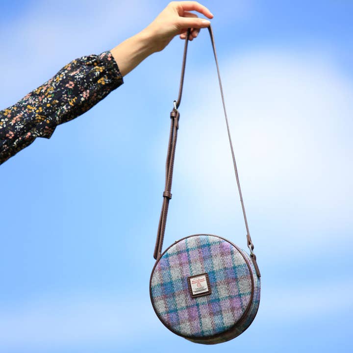 Dublin Gift Company – Engroshandel Skuldertaske – til kvinder – Scottish Harris Tweed rund skuldertaske4