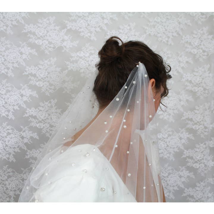 Rose Red Bridal - Wholesale Veil - Women's - Pearl Draped Boho Wedding Veil / Soft English Tulle Veil Wi