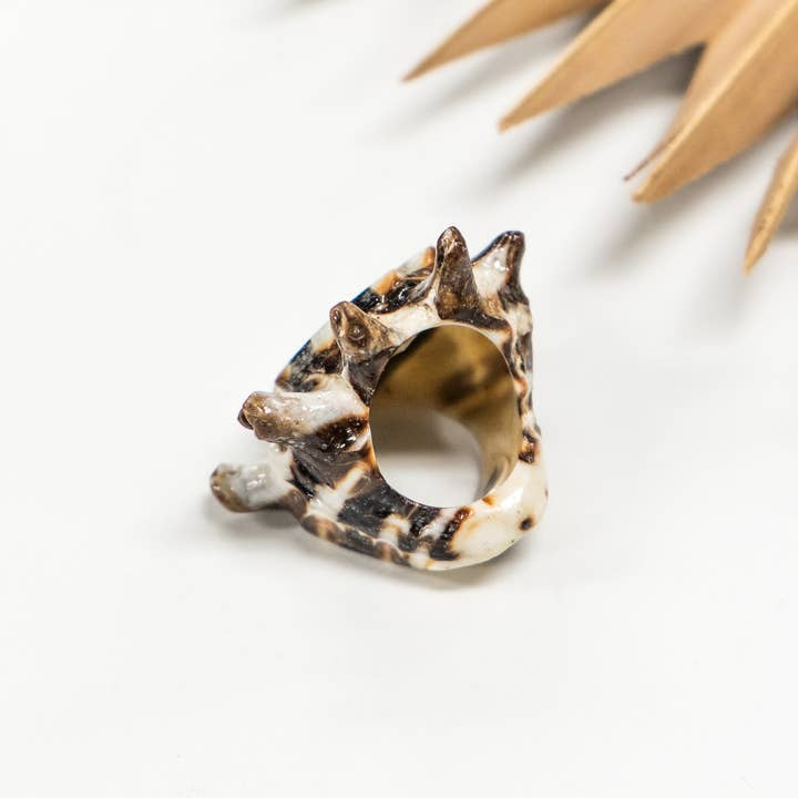 Bali Queen - Wholesale Cocktail/Statement Ring - Bali Shell Rings20