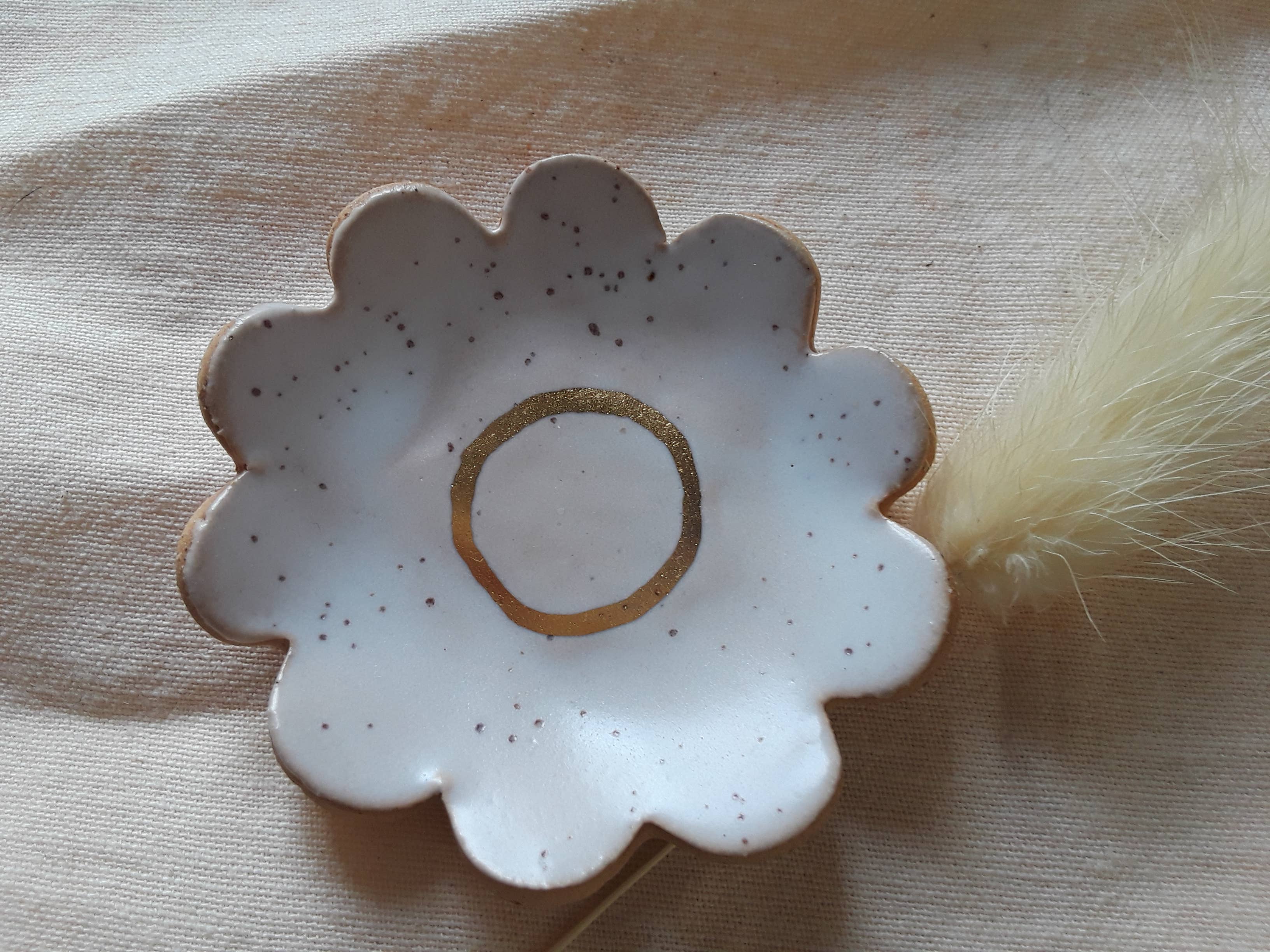 CURIOUS CLAY - Vendita all'ingrosso Portagioie - Piatto anello piccolo fiore1