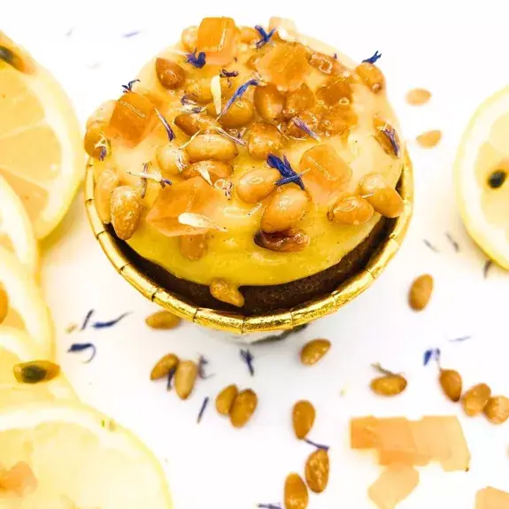 Purecake - Wholesale Chocolate Covered Sweets - Lemon Passion Cupcake – Freshness and Tropical Delight0