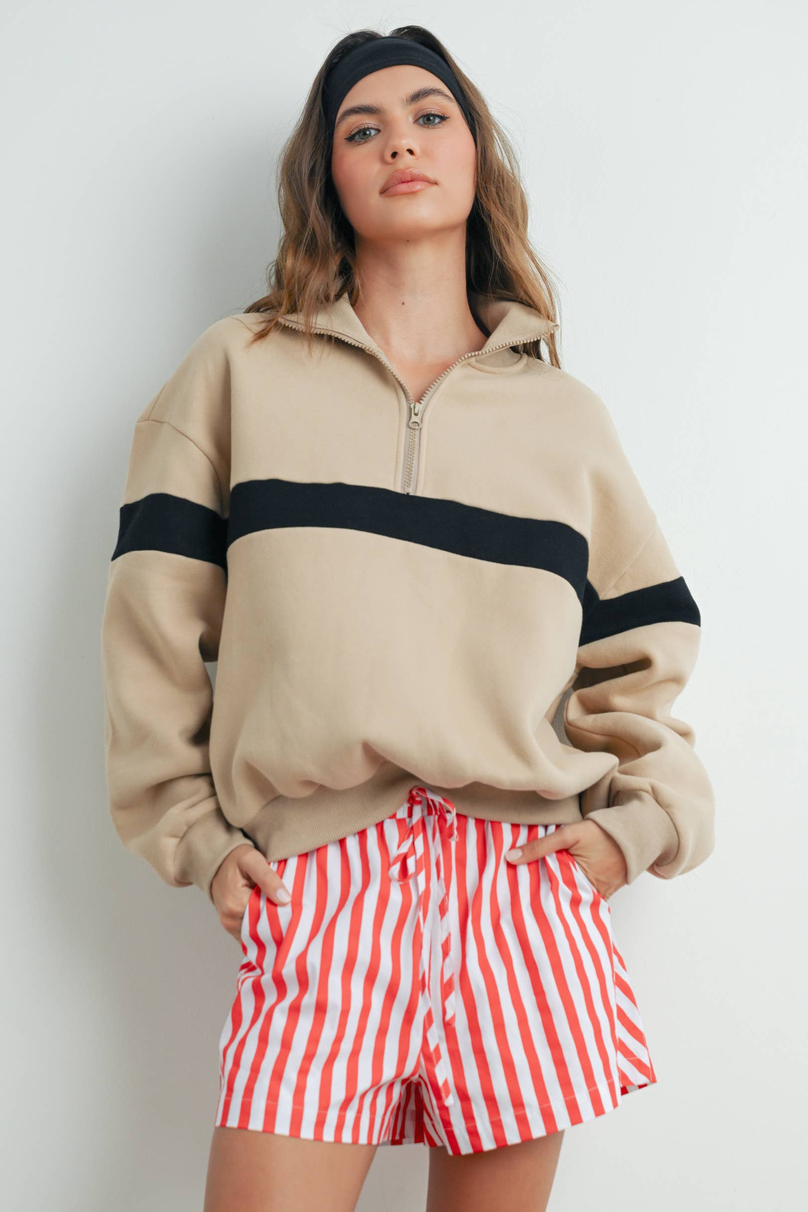 BUTTERMELON - Wholesale Sweatshirt - Women's - Two-Toned Half Zip Collar Sweatshirt - BMT753568