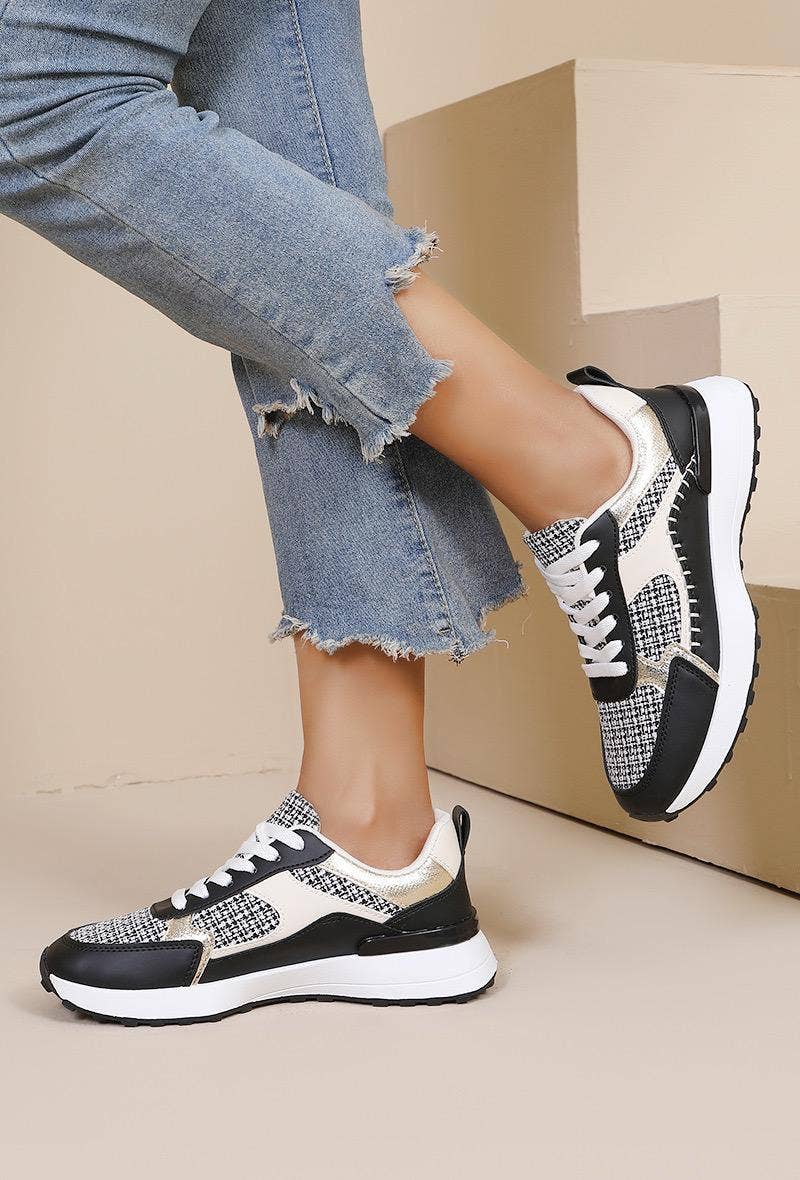 No Doubt Shoes – wholesale Lifestyle trainers – Women′s – ROUND TOE SIDE PATCH DETAILED LACE UP CHUNKY SNEAKERS 0