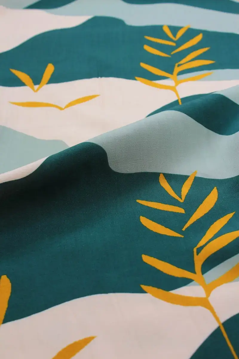 Eglantine et Zoé - Wholesale Fabric - Solis Green Viscose Poplin Fabric4