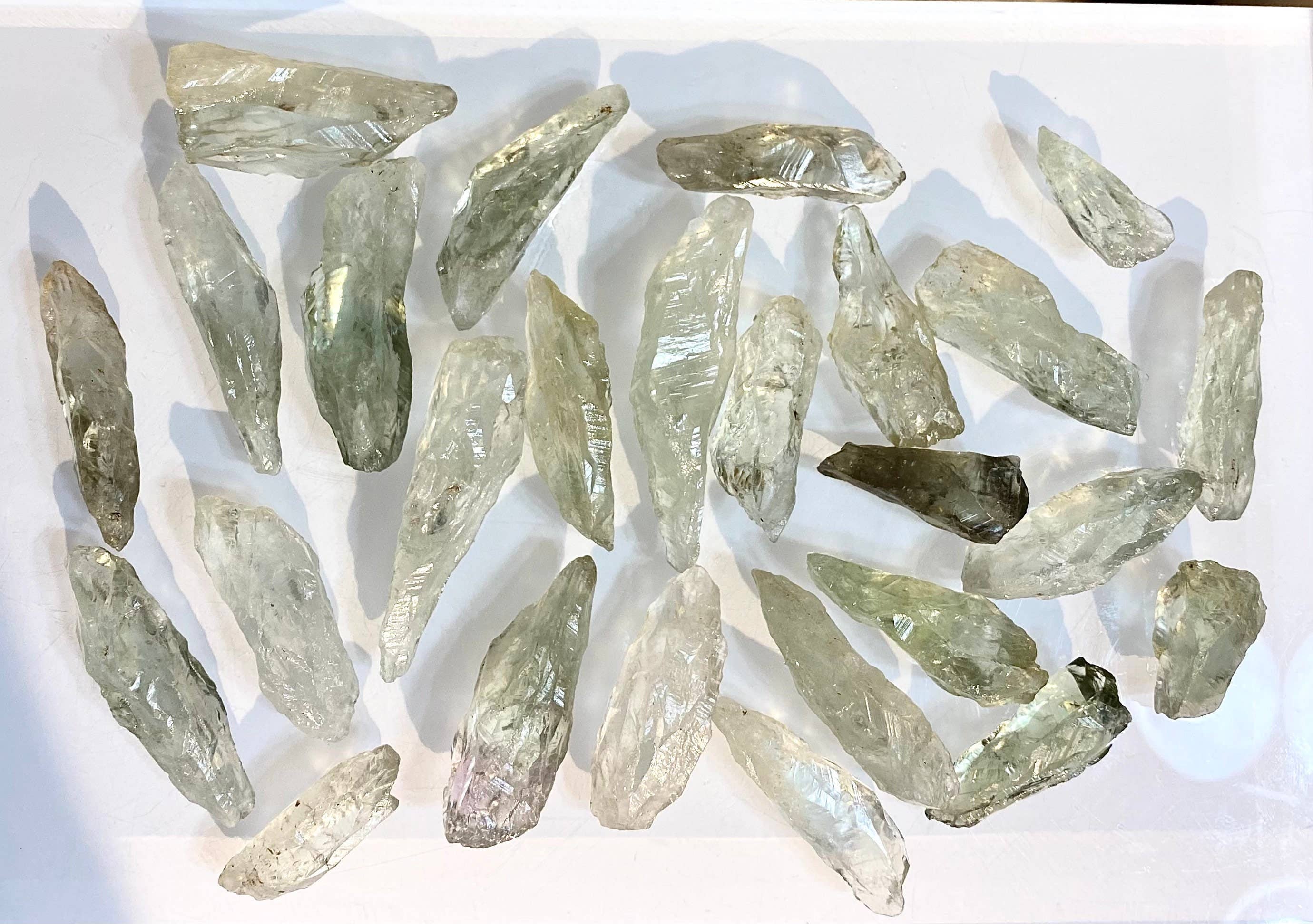 KayleeNYC - Vendita all'ingrosso Pietra/cristallo spirituale - Cristallo grezzo di ametista verde Prasiolite da 1 libbra per la guarigione2