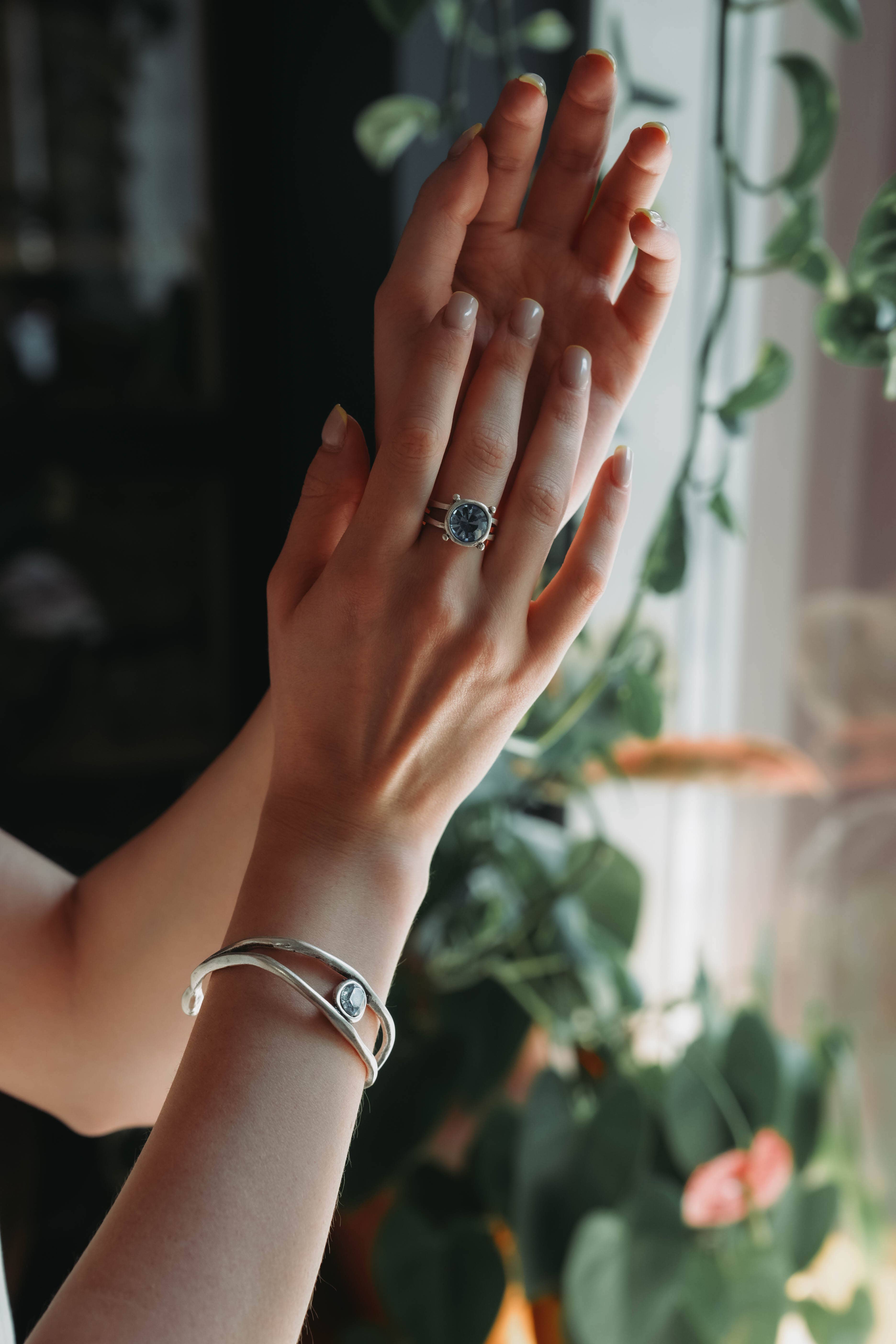 Chanour - Venta al por mayor Anillos solitarios - Anillo de latón de cristal hecho a mano - 68383