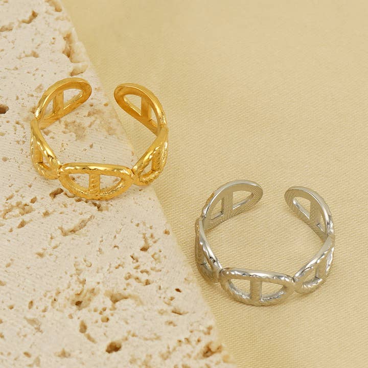 Lily Clothing - Wholesale Band/Stacked Ring - TITANIUM CUTOUT ADJUSTABLE STAINLESS STEEL RING4