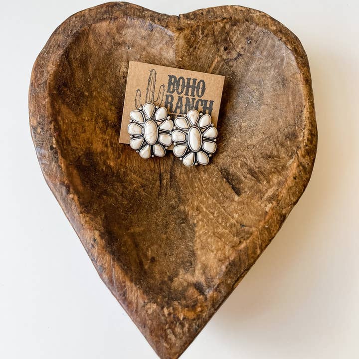 Boho Ranch Shop - Wholesale Stud/Post Earrings - Conch Stone Studs Earrings Western Earrings9