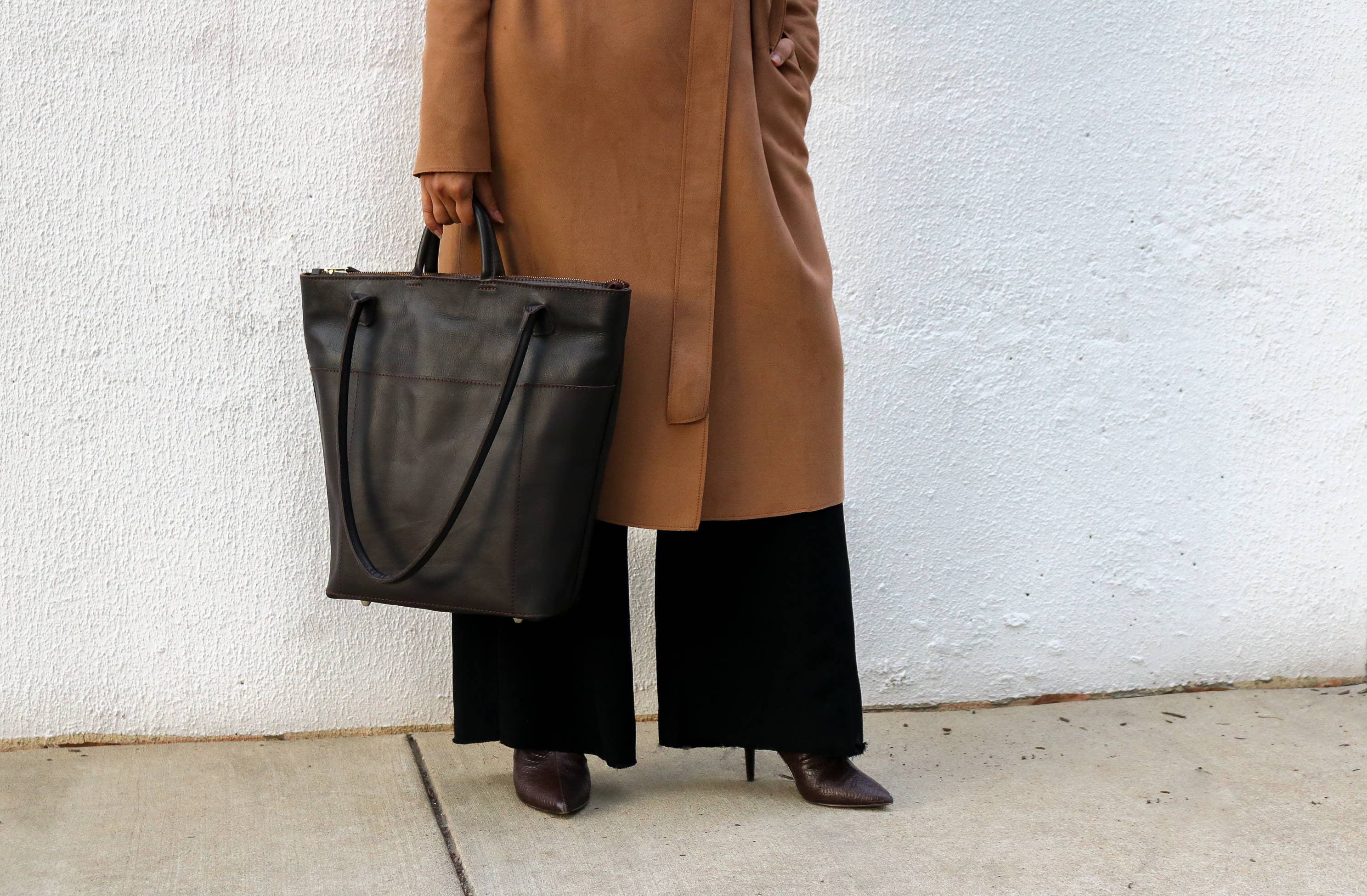 Brown Utility Tote Handbag, Dark Hazelnut for wholesale on Faire4