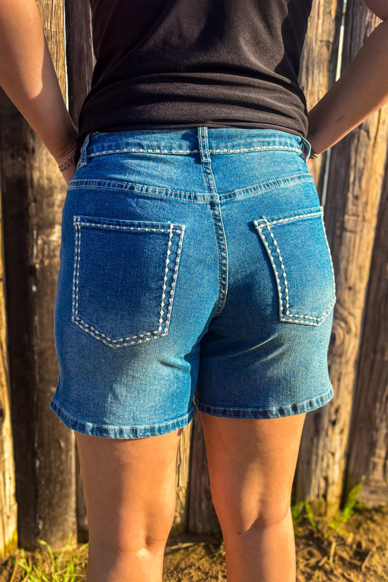Sterling Kreek - Vente Short – femme - Short en jean long cousu1