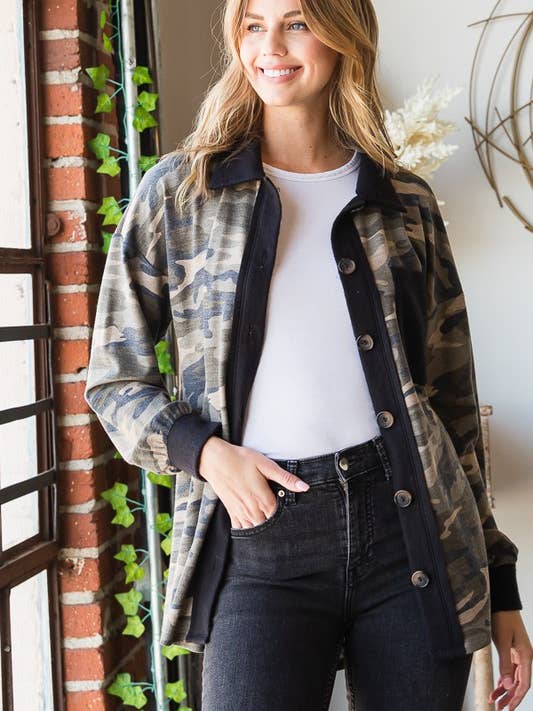 EJ6706-17 SOLID AND CAMO BUTTON SHACKET WITH POCKET for wholesale by HEIMISH