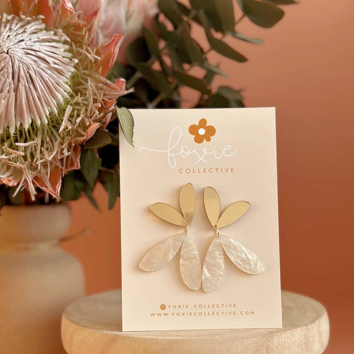 Foxie Collective - Wholesale Dangle Earrings - The Love Bug | Gold + Cream Glitter Swirl | WHOLESALE