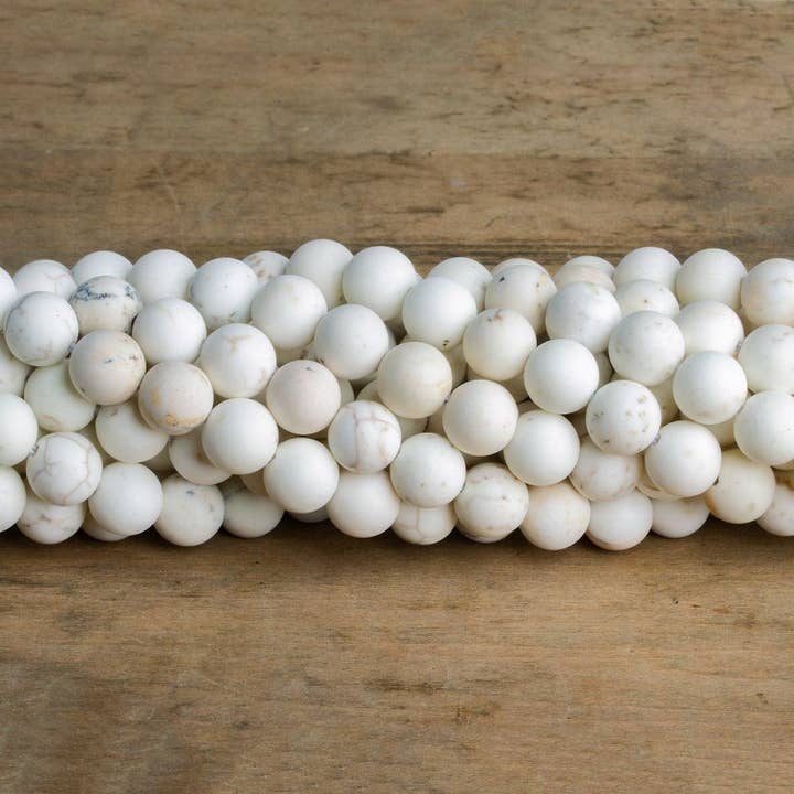 Tondi in magnesite opaca da 8 mm, 15 pollici, 45 perline per la vendita all'ingrosso da parte di The Bead Traders