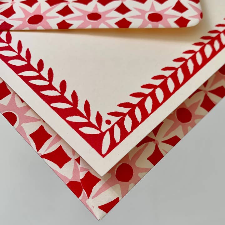 Cambridge Imprint - Wholesale Envelopes - Packet of Ten Patterned Envelopes Alhambra red/pink3