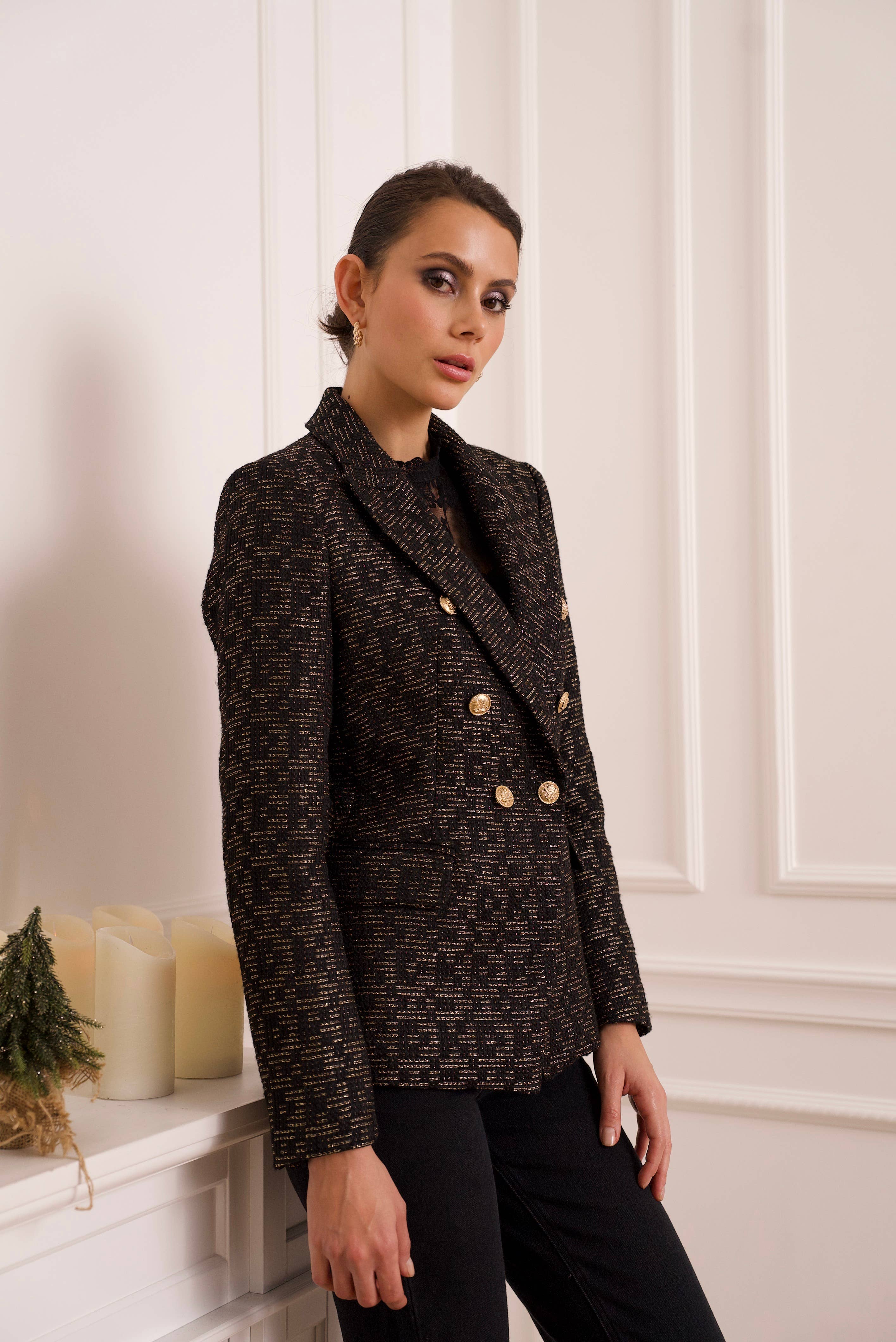 Attentif Paris – Großhandel Blazer – Damen – Schmal geschnittenes Tweed-Blazer-Jackett mit goldenen Streifen28
