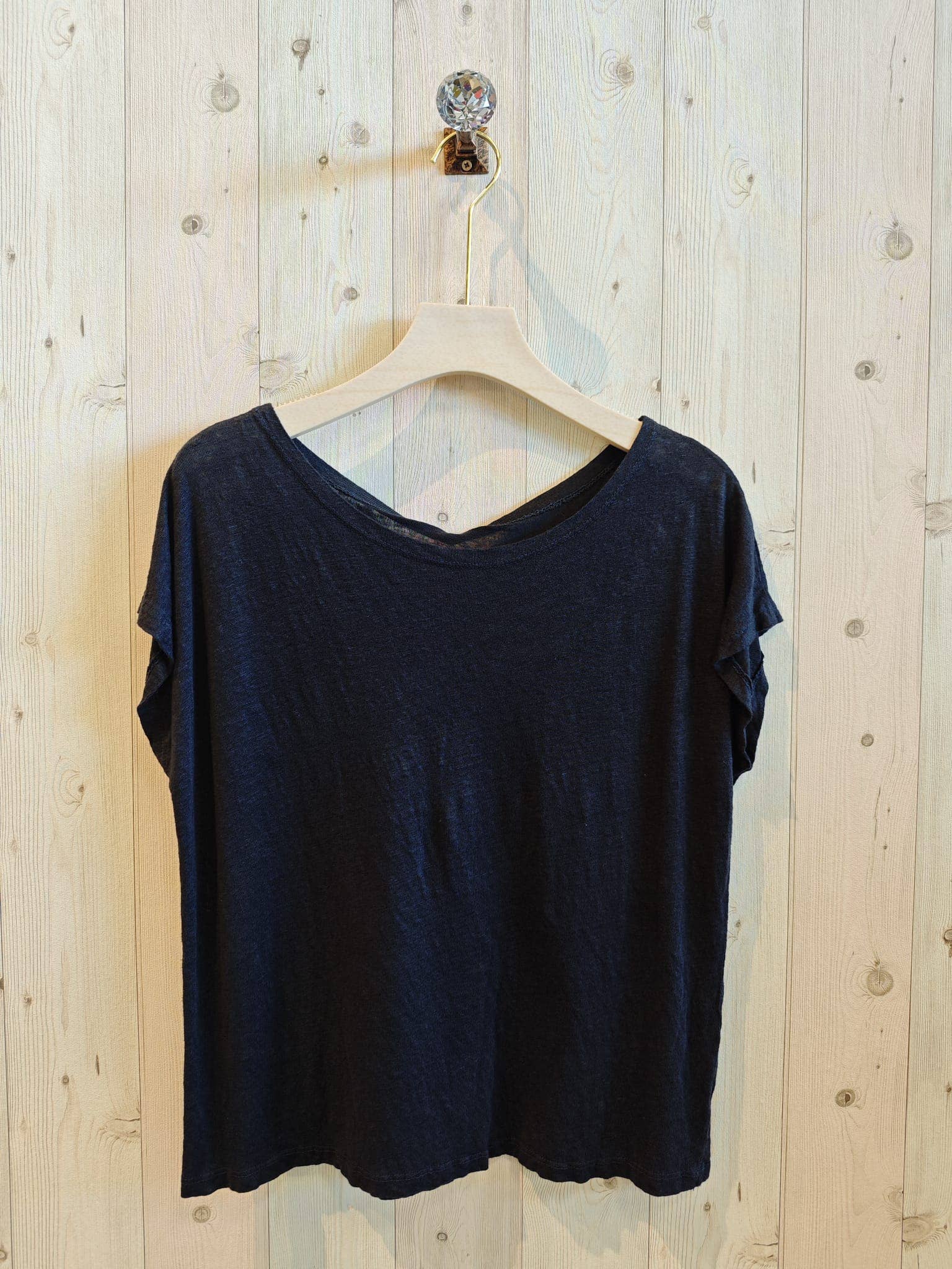 Linen & More - Wholesale T-Shirt - Women's - REF 2296 BASIC U-NECK T-SHIRT 100% LINEN11