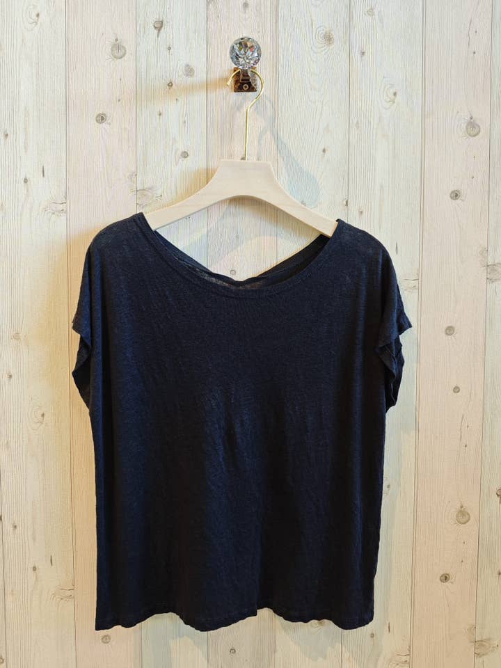 Linen & More - Wholesale T-Shirt - Women's - REF 2296 BASIC U-NECK T-SHIRT 100% LINEN11