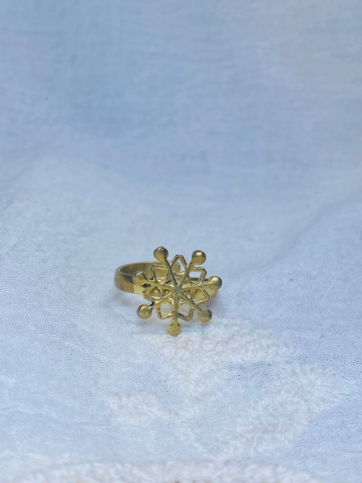 Snowflake Ring for wholesale by Sabai Sabai