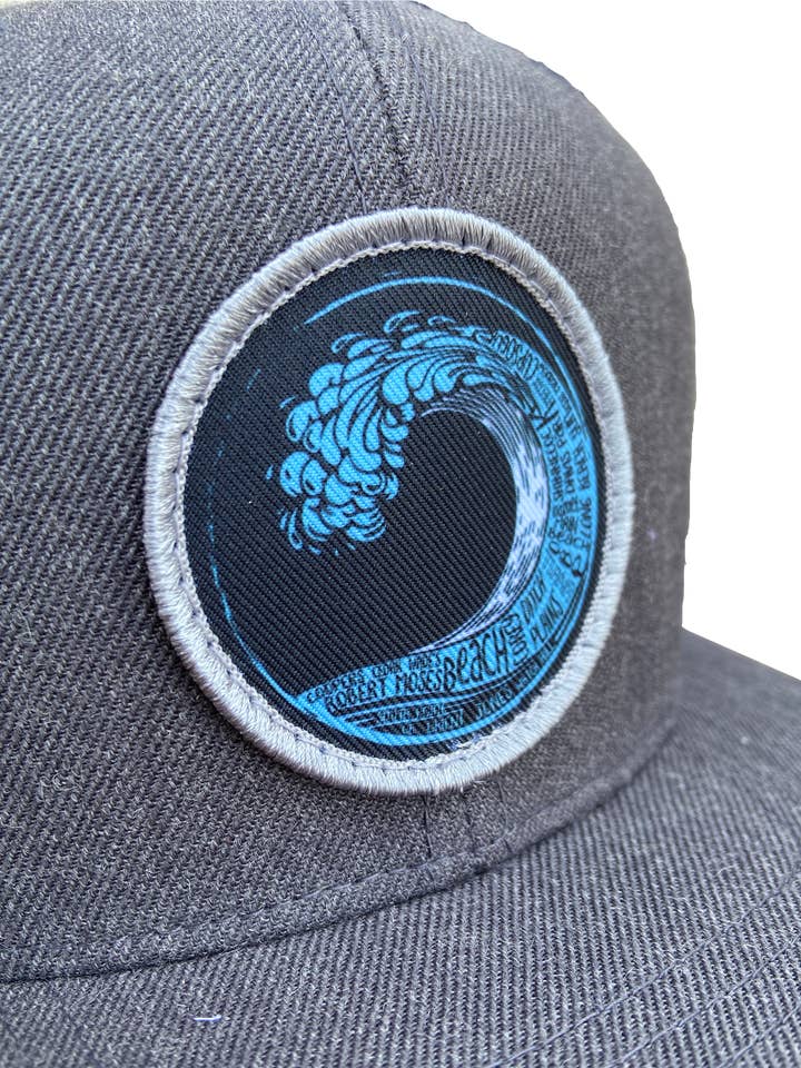 Chapéu Beach Wave Mesh Snapback (Carvão Heather & Branco) por atacado de Long Island Strong