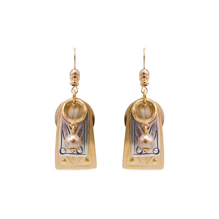 Éléments étrusques pour la vente par John Michael Richardson