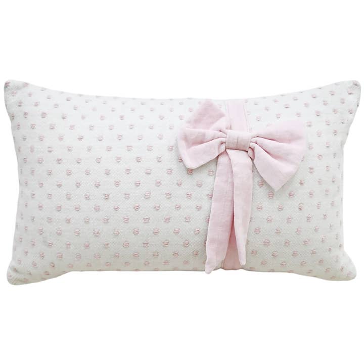 Coussin tissé à la main Vibhsa Rose Nœuds & Volants 14"x24" pour la vente par Vibhsa
