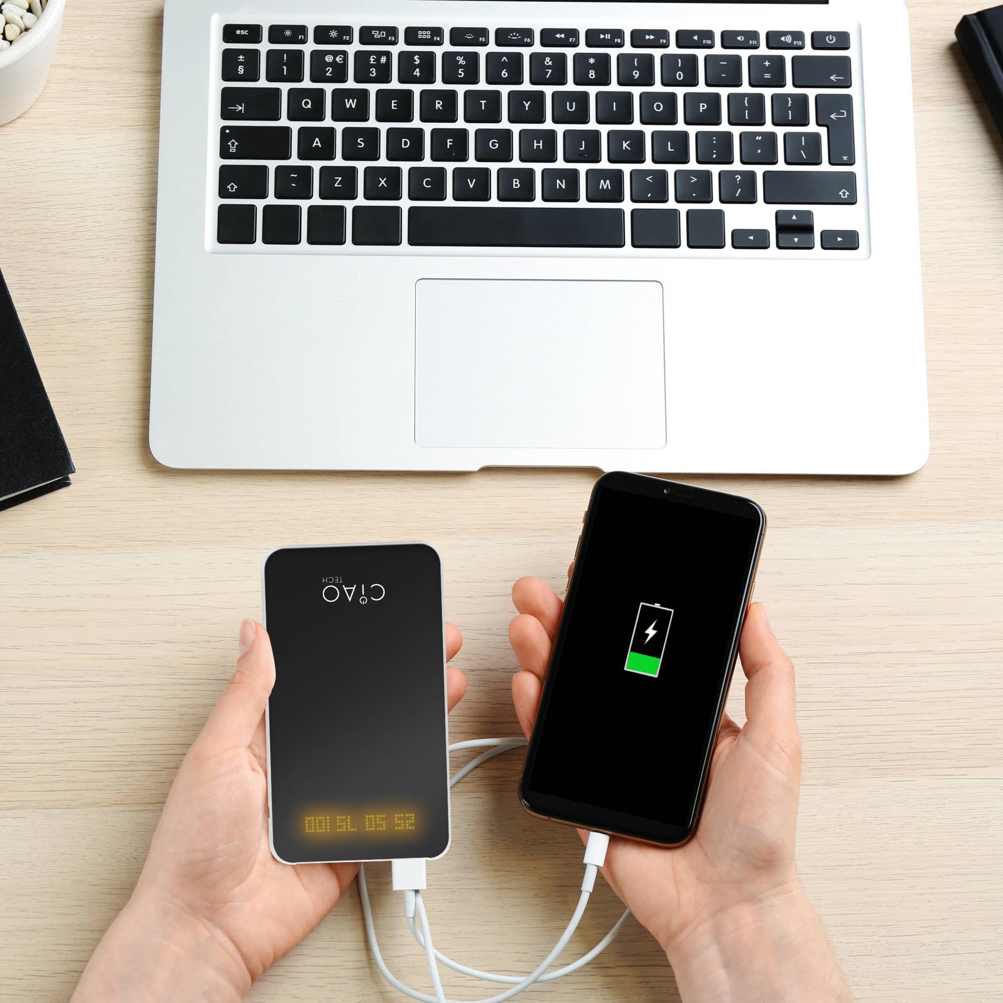 Black White Ciao Tech Stylish 6,500 Mah Rubberized Powerbank Black/White for wholesale on Faire3