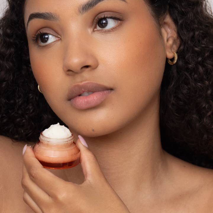 Poppy & Pout - Wholesale Lip Scrub/Polish - Lip Scrub, Pomegranate Peach