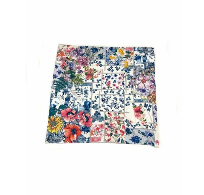 Tolani - Wholesale Throw Blanket - Isabella Blue Floral- Printed Plush Reversible Blanket4