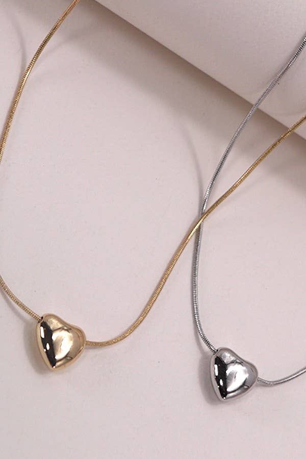 JOSSLYN by wall to wall - Wholesale Pendant/Charm Necklace - MINI PUFF HEART PENDANT SNAKE CHAIN NECKLACE | 80N5035