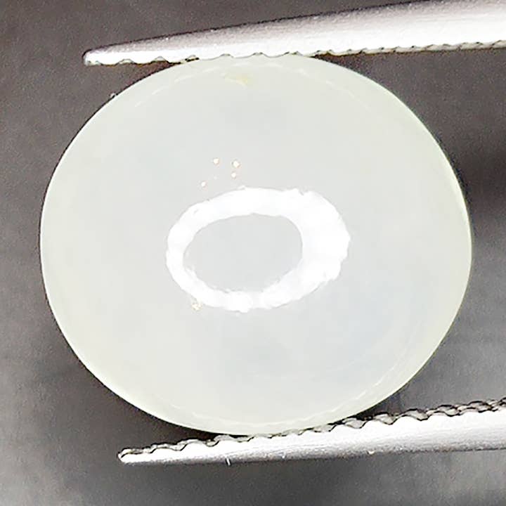 Cabochão oval Jade Icy de 5,05 ct 11,2x9,9 mm por atacado de Naturjoya