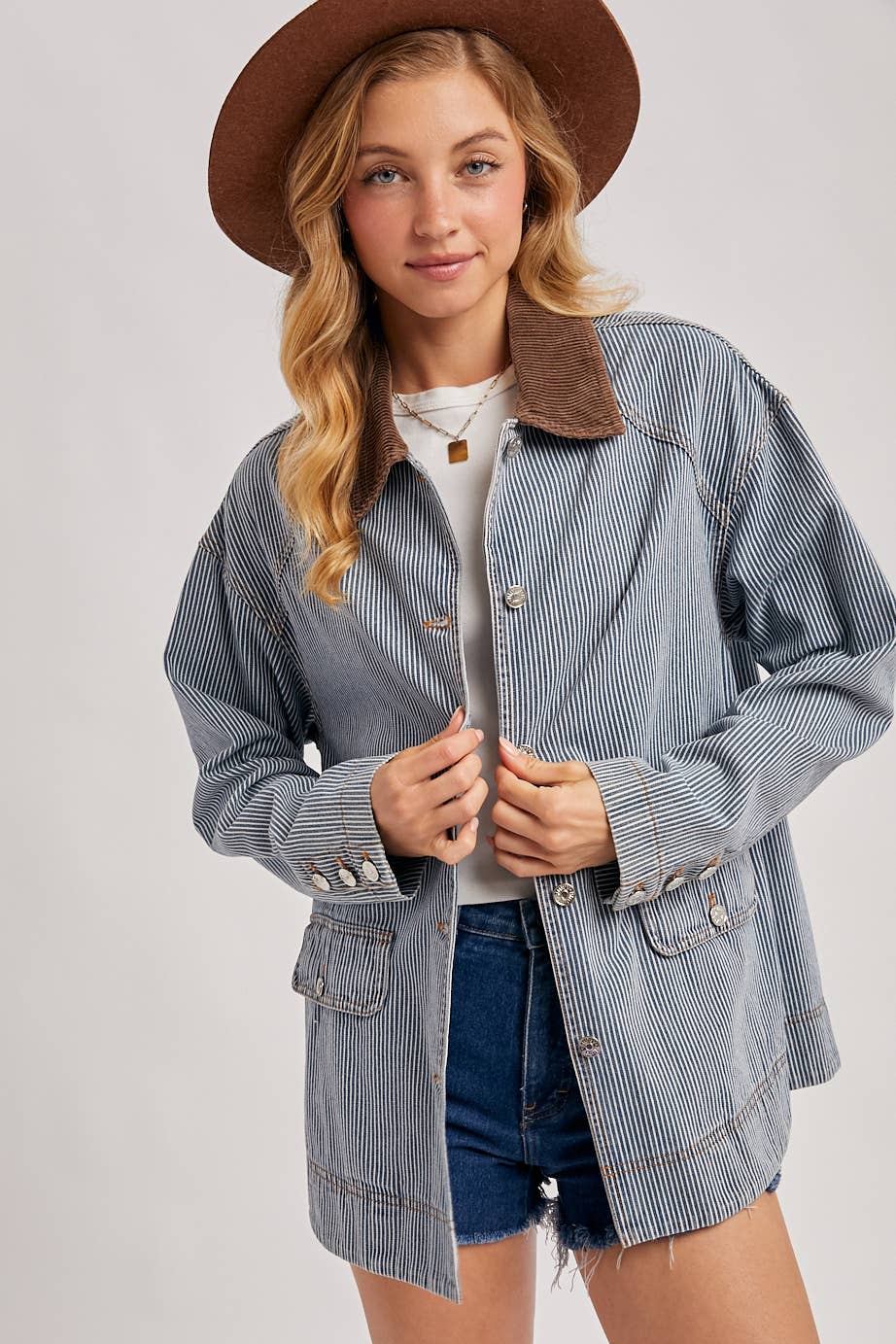 Bluivy - Wholesale Coat - Women's - DENIM CORDUROY COLLAR CONTRAST BARN COAT12
