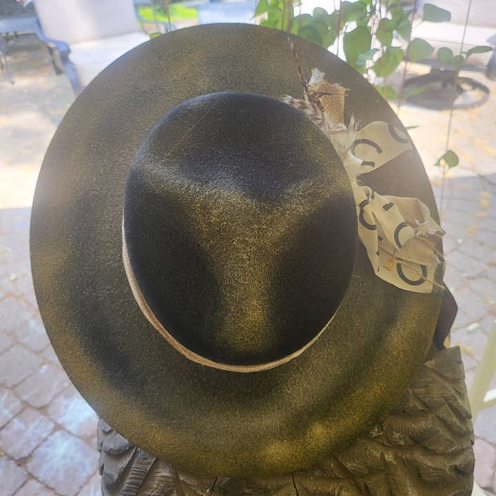 3D Long Horn Cowboy Hat, Raised Long Horn and Black and Gold for wholesale by Tumble hills