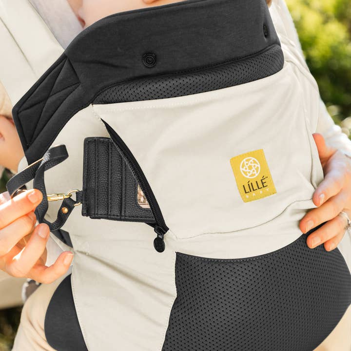 LILLEbaby - Wholesale Baby Carrier - LilleBaby Carryon Airflow DLX - Moonbeam4