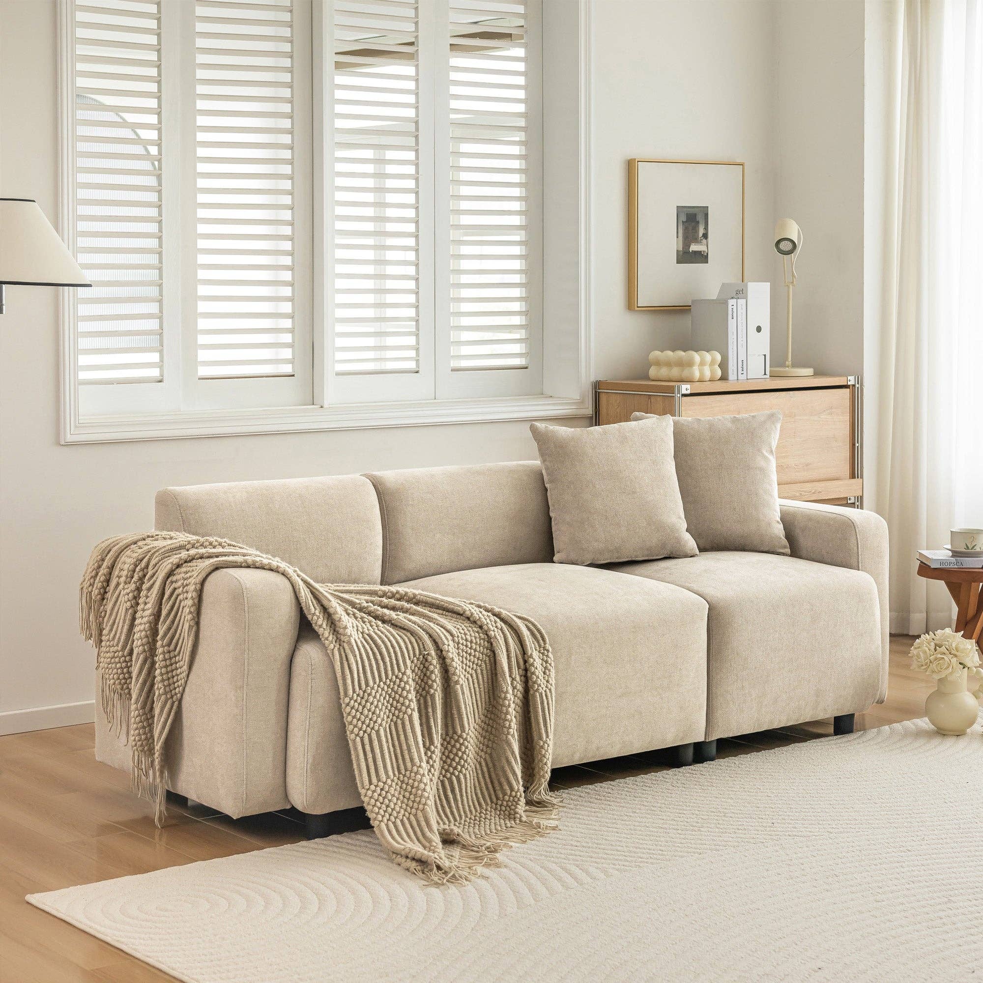 Urban Meuble - Wholesale Sofa - Modern sofa upholstered in beige chenille fabric 3-seater with cushions SHIDADS BEIGE 3 SEATS4