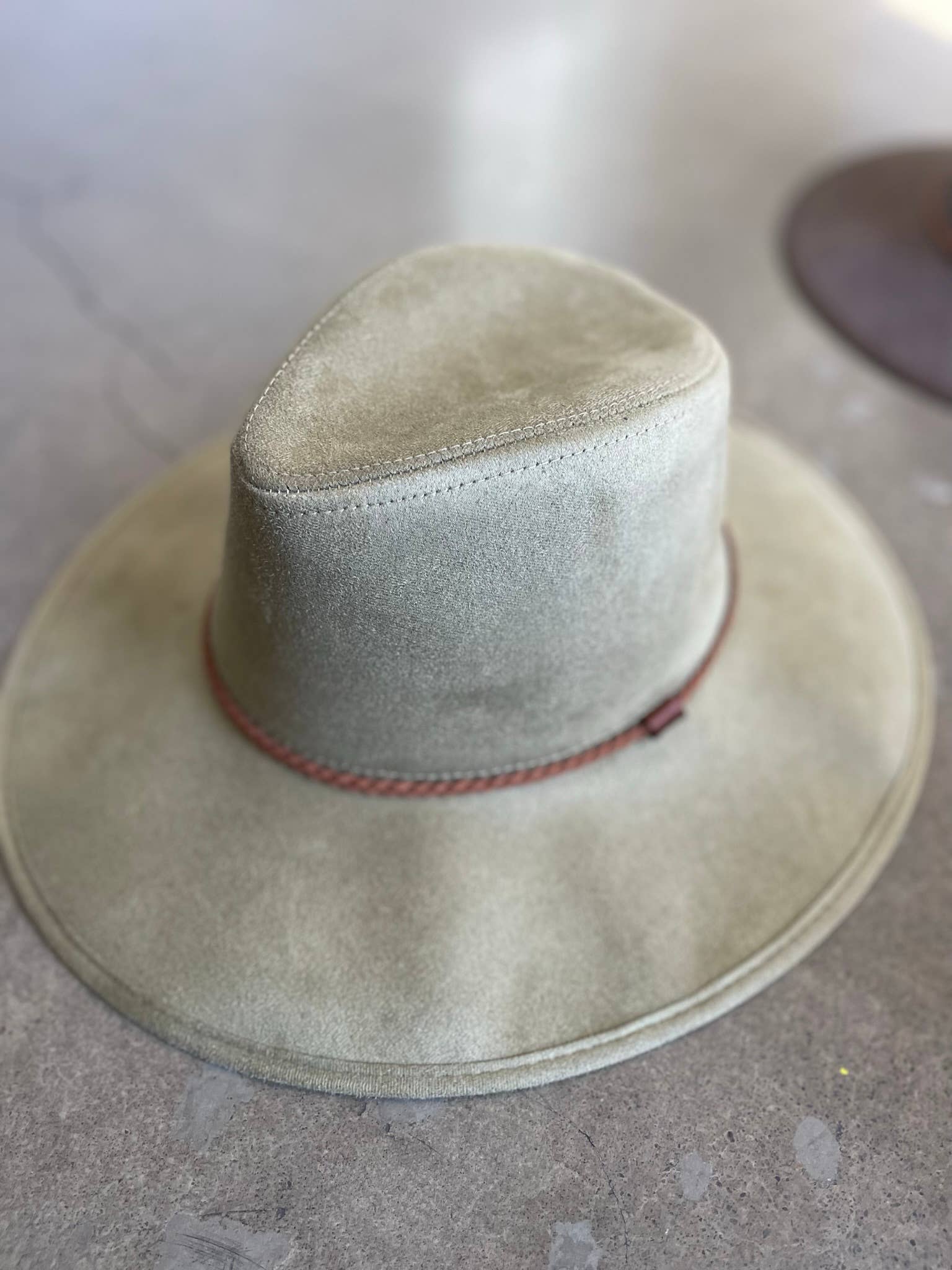 Love and Thyme - Wholesale Fedora - Women's - Best Seller! Vegan Suded Panama Hat with Faux Suede Braid Ba7