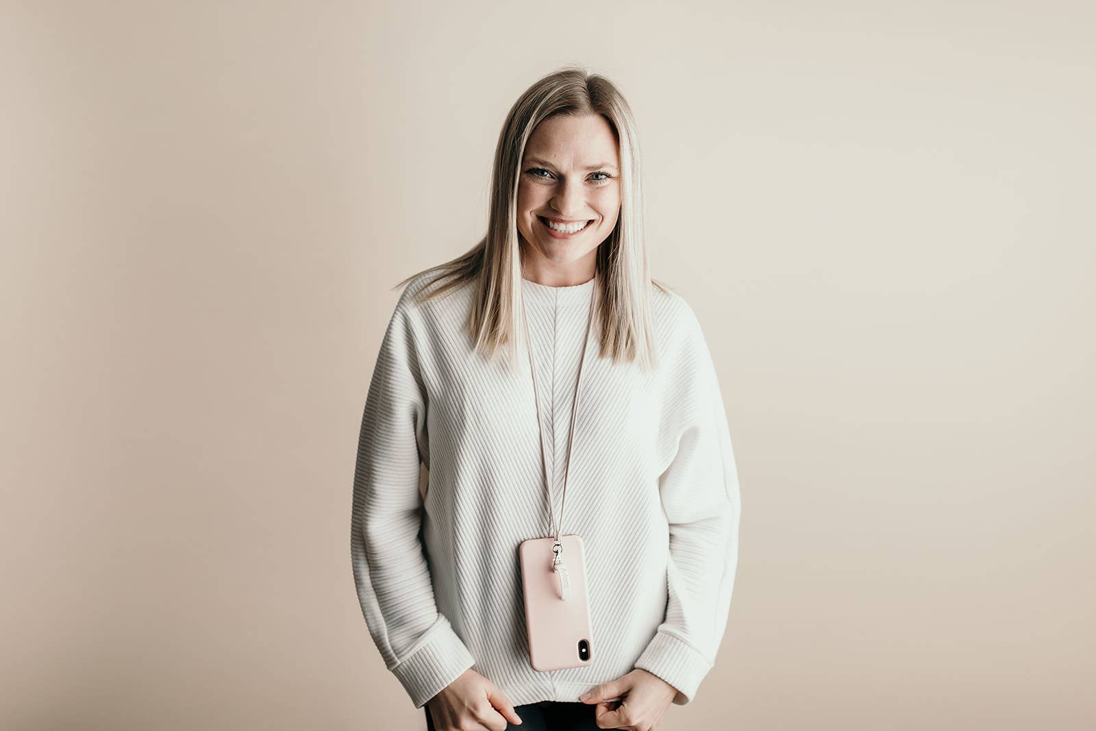 Three Little Tots - Vente Lanière – femme - Lanière en silicone Mauve pour badges d'identité, masques, kets et plus encore