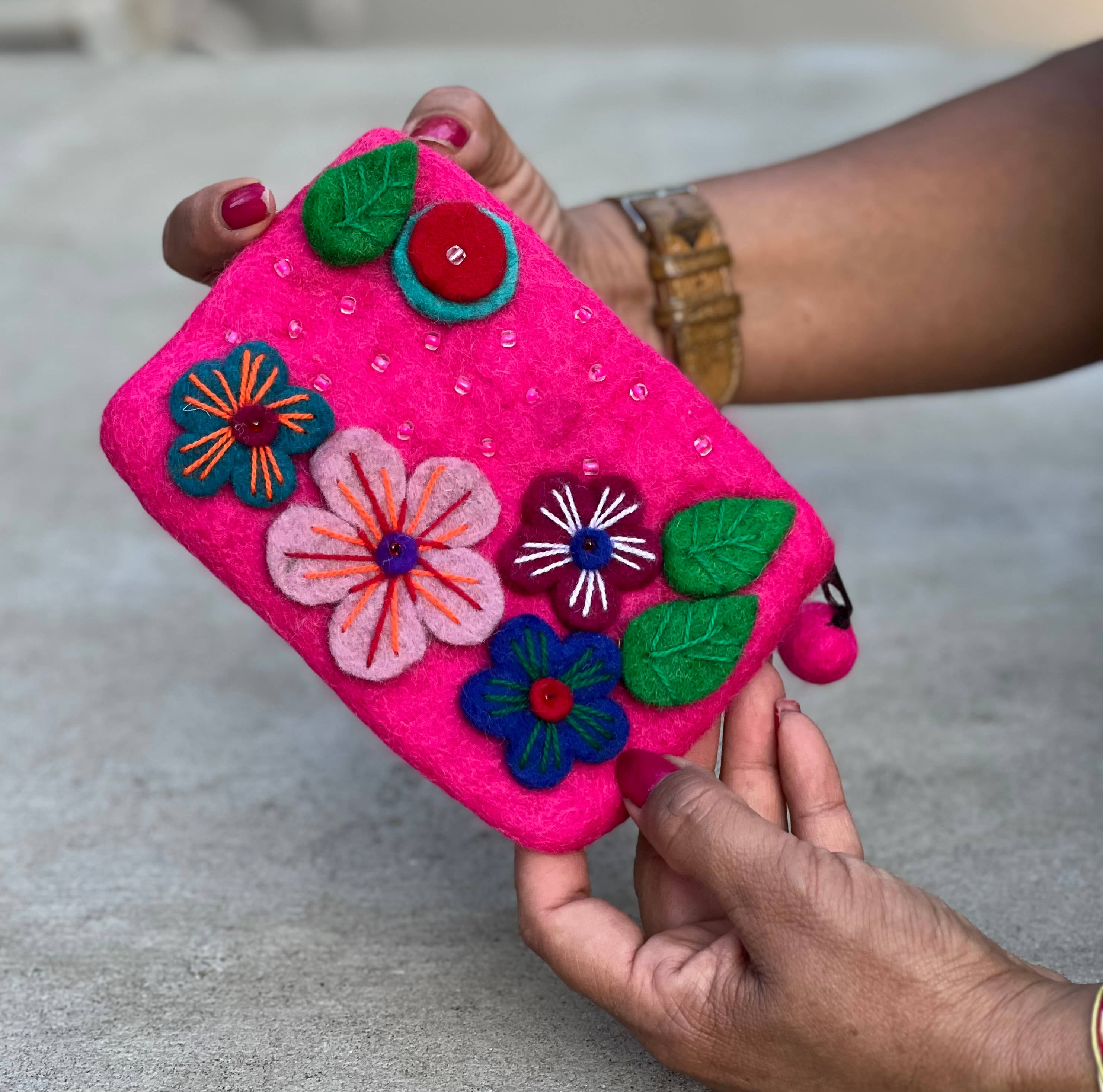 Lungta Imports - Wholesale Coin Purse - Women's - Felted Floral Coin Purse, Kids Pouch, Makeup Pouch16