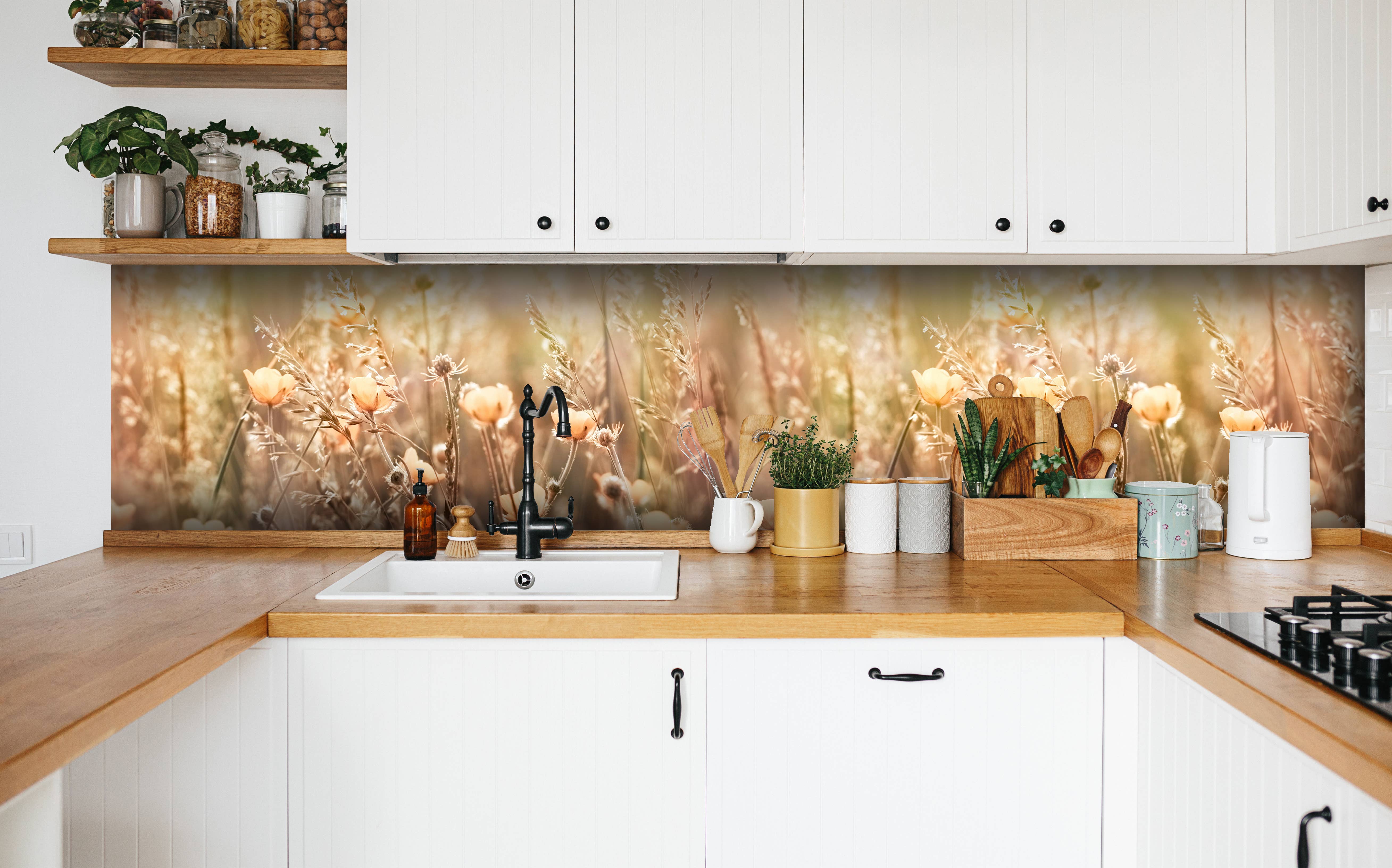 Rueckwand24 - Wholesale Wall Paneling - Kitchen backsplash - Flower field with sun rays - ALU Classic4