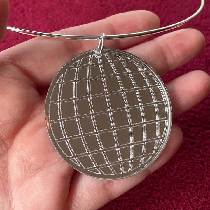 Ras-de-cou Mirror Disco Ball pour la vente par Hung On You Boutique