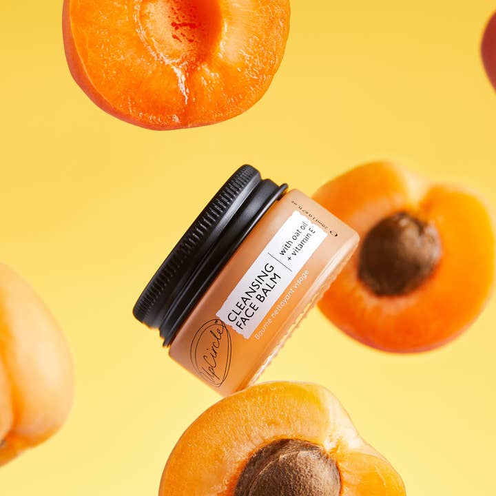 UpCircle Beauty Europe - Wholesale Facial Cleanser - Cleansing Spa Face Balm with Oat Oil + Vitamin E - Mini Stocking Filler Gift4