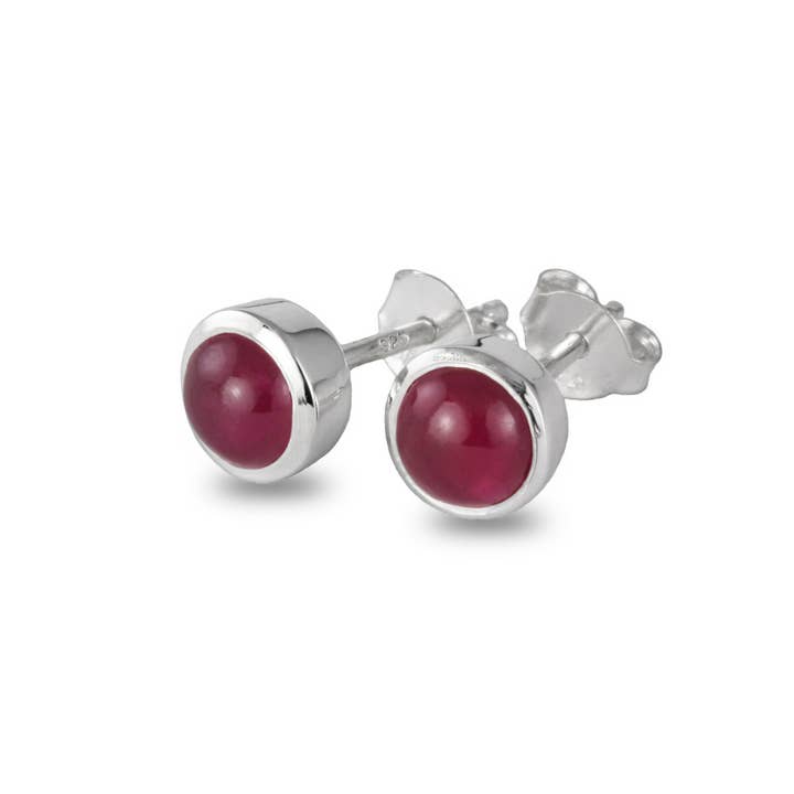 Aretes con piedra natal de julio - Rubí en plata de ley para venta al por mayor de The Jewellery Store London